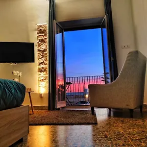balcone-sul-mare-roma.it-romehotels.com/